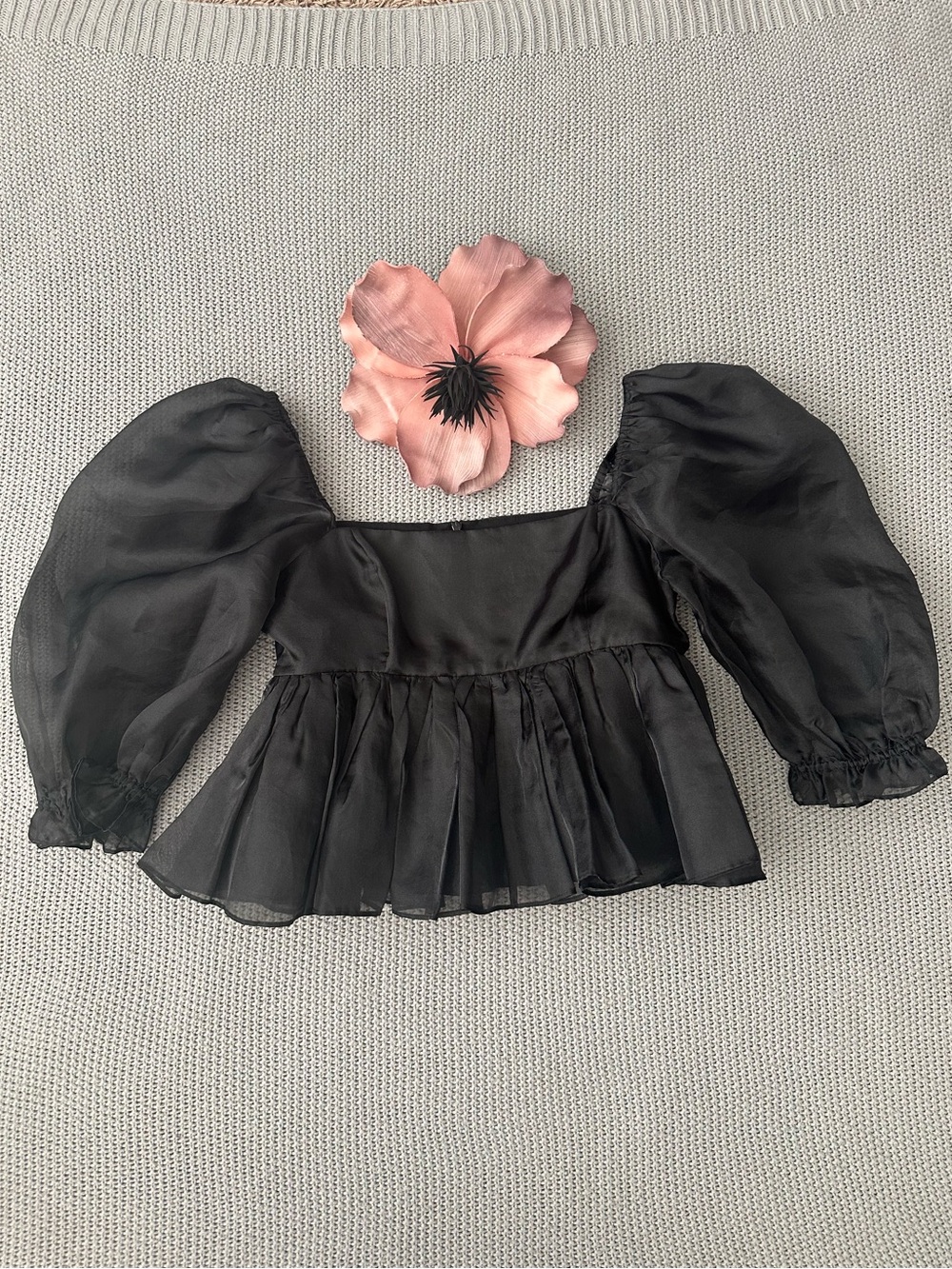 SELKIE Bubble Top Puff Sleeve Caviar XL